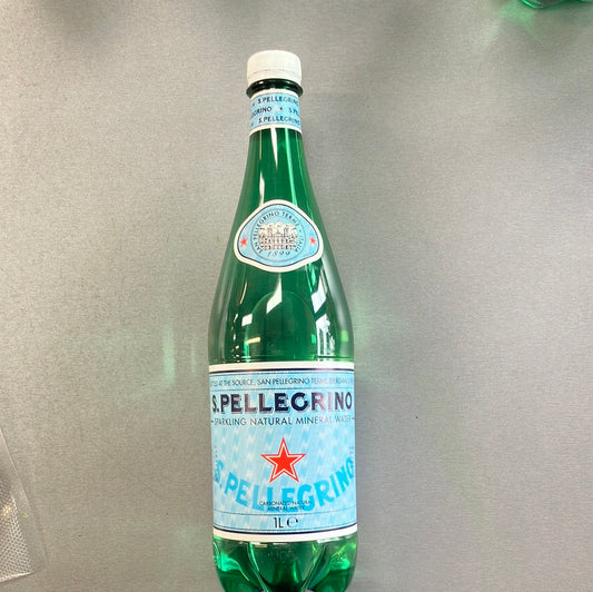 Spellegrino sparkling water 1L