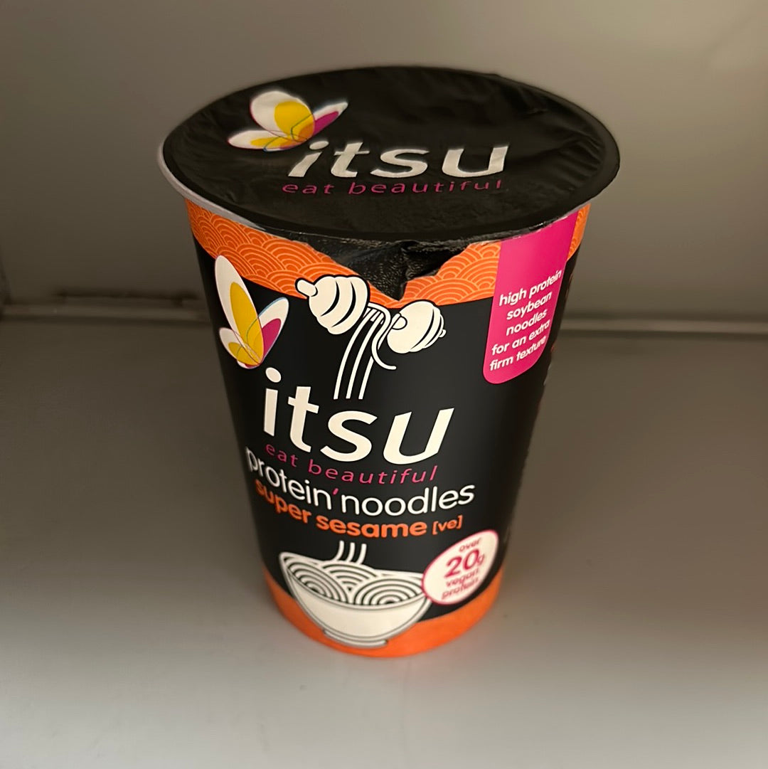 itsu super sesame protein'noodles with miso-based 芝麻味噌湯麵
 reduced price